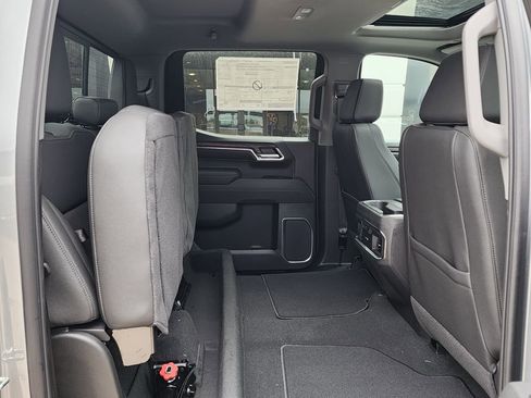 New 2026 GMC Sierra 1500 SLT w/ SLT Premium Plus Package AWD/4WD image 46