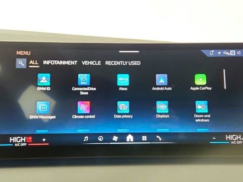 Used 2025 BMW X3 xDrive30i w/ Premium Package image 48