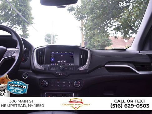 Used 2024 GMC Terrain SLE AWD/4WD image 30