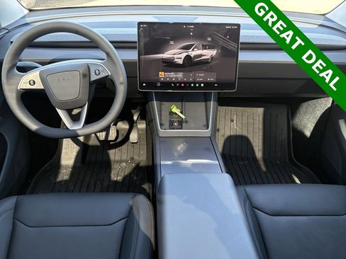 Used 2026 Tesla Model Y Long Range image 13