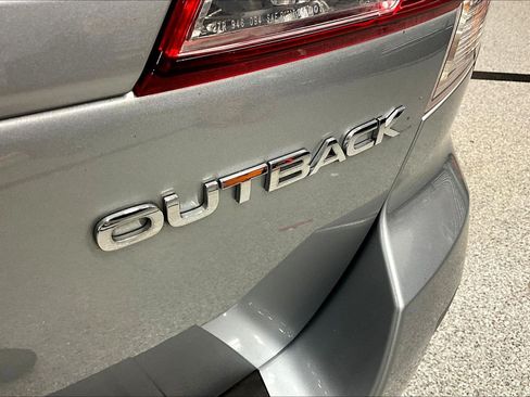 Used 2012 Subaru Outback 2.5i Premium AWD/4WD image 24