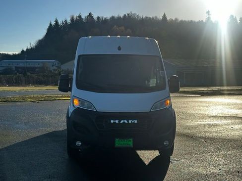 New 2026 RAM ProMaster 2500 w/ Convenience Group image 2