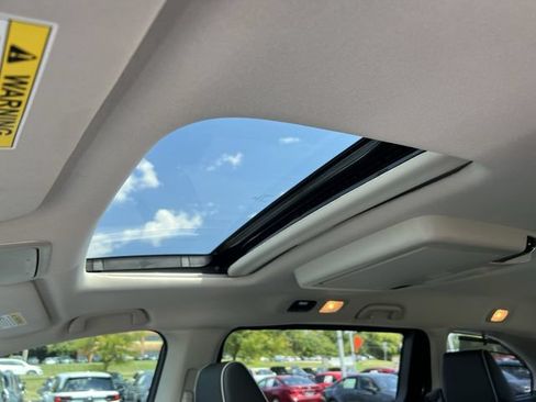 Used 2025 Honda Odyssey Touring image 20