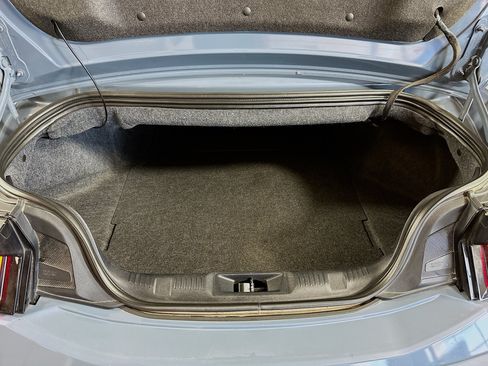 Used 2024 Ford Mustang Convertible RWD image 23