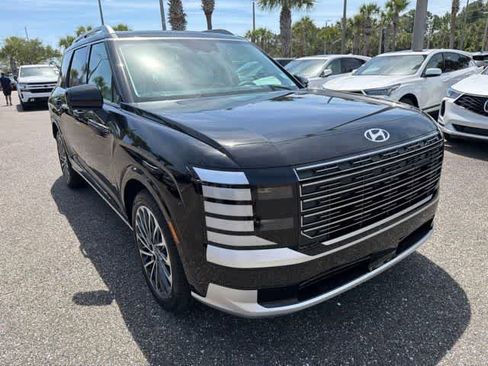 Used 2026 Hyundai Palisade Calligraphy FWD image 12