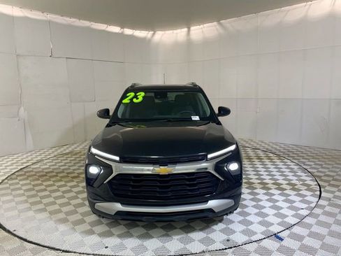 Used 2025 Chevrolet TrailBlazer LT w/ Convenience Package AWD/4WD image 21