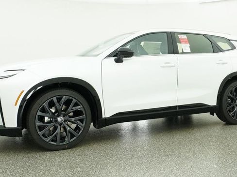 New 2026 Toyota Crown Signia AWD/4WD image 21