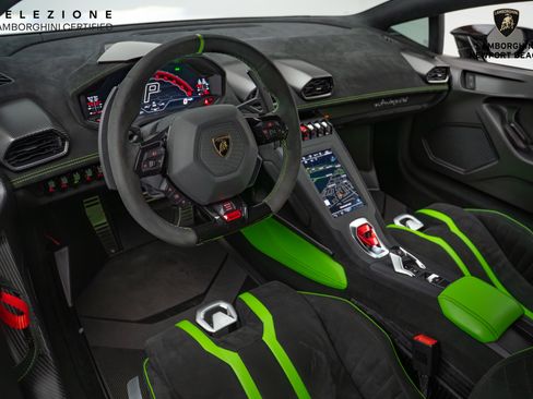 Used 2023 Lamborghini Huracan STO RWD image 22