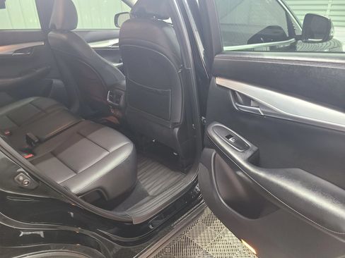 Used 2019 INFINITI QX50 Luxe w/ Navigation Package AWD/4WD image 39