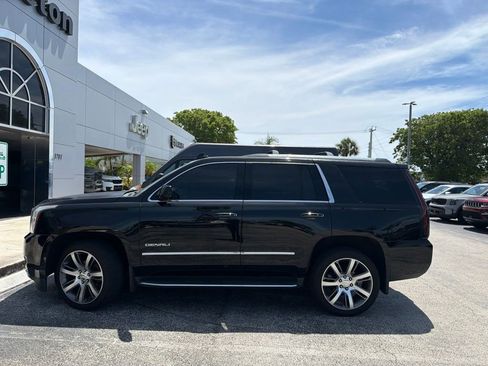 Used 2017 GMC Yukon Denali w/ Open Road Package AWD/4WD image 8