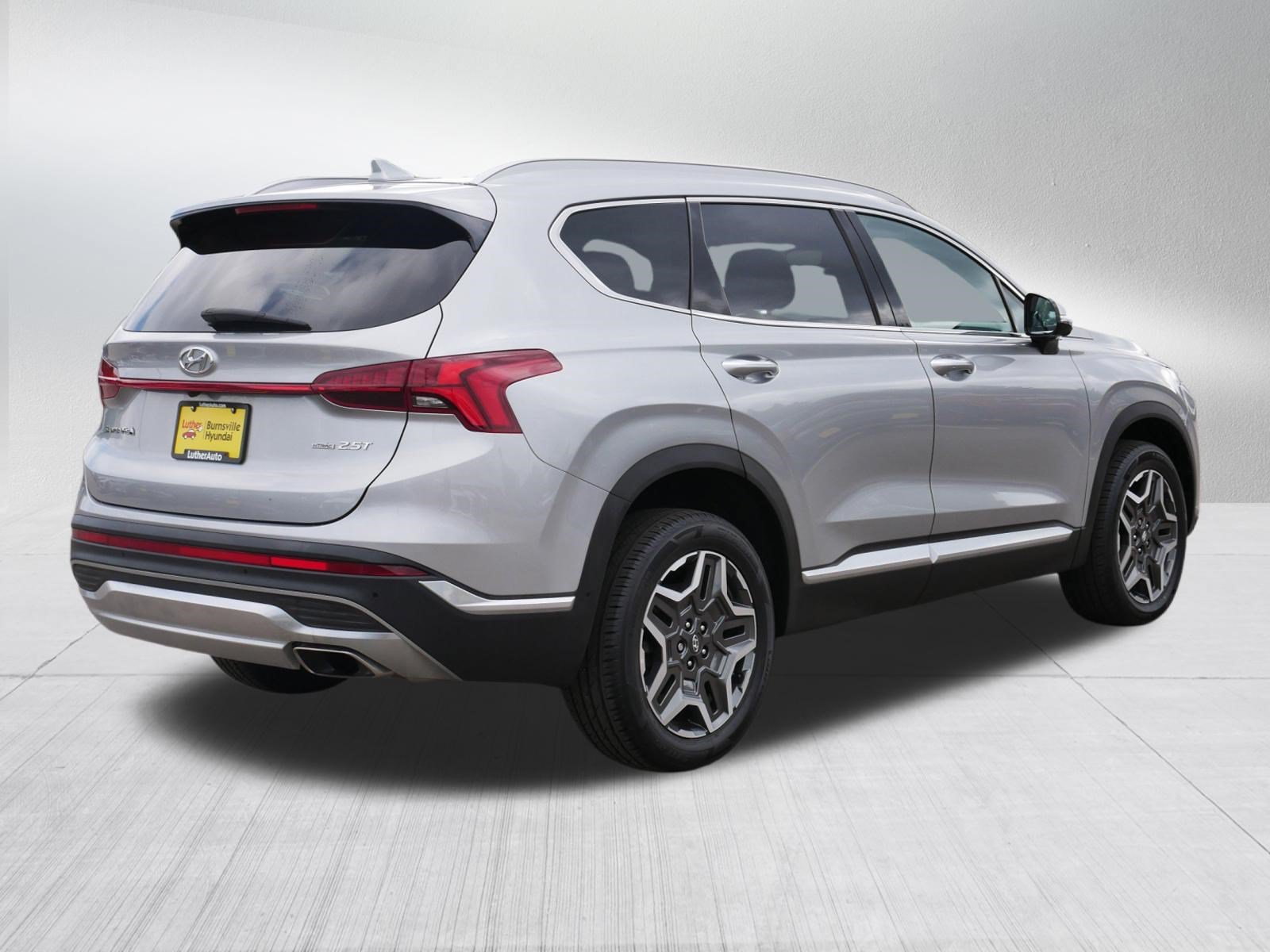 Certified 2023 Hyundai Santa Fe Limited w/ Cargo Package AWD/4WD image 7