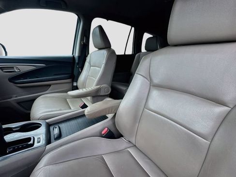 Used 2019 Honda Pilot EX-L image 25
