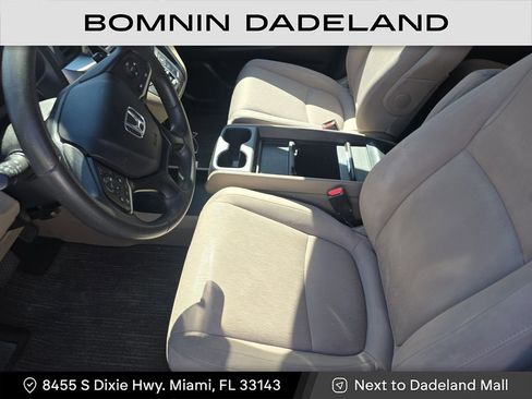 Used 2022 Honda Odyssey EX image 16