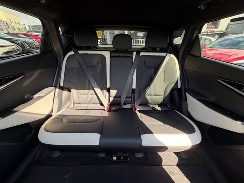 Used 2024 Kia EV6 GT-Line RWD image 44