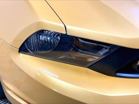 Used 2011 Ford Mustang GT Premium w/ Security Pkg image 27