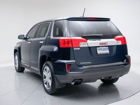 Used 2017 GMC Terrain SLE FWD image 3