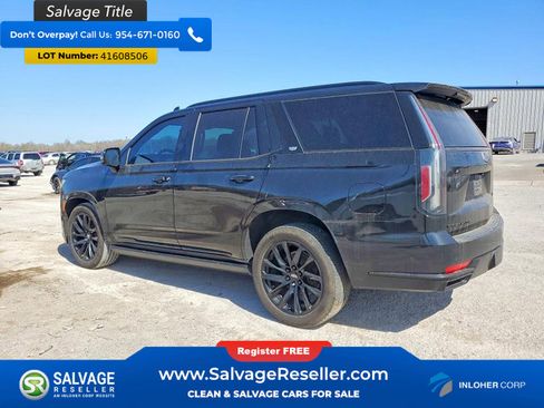 Used 2021 Cadillac Escalade Sport Platinum w/ LPO, ONYX Package image 3