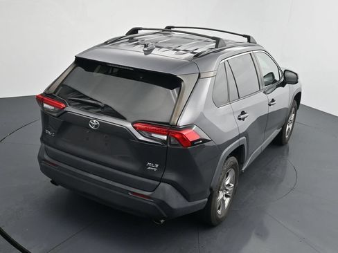 Used 2022 Toyota RAV4 XLE AWD/4WD image 15