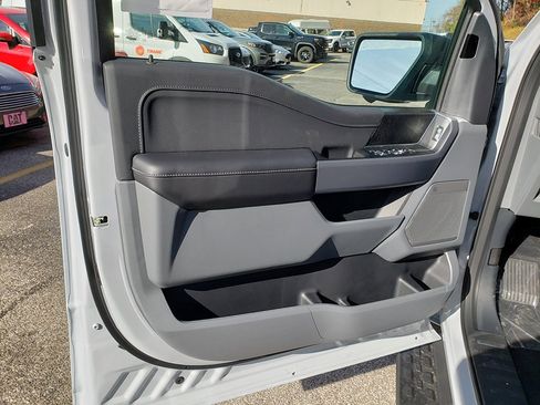 New 2025 Ford F150 Lightning Flash image 10