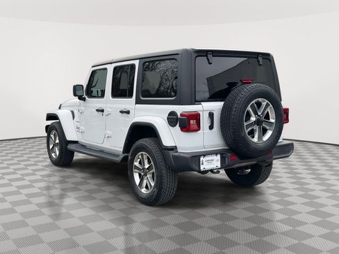 Used 2022 Jeep Wrangler Unlimited Sahara w/ LED Lighting Group image 5