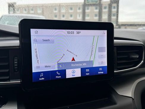 Used 2020 Ford Explorer XLT w/ Equipment Group 202A image 3