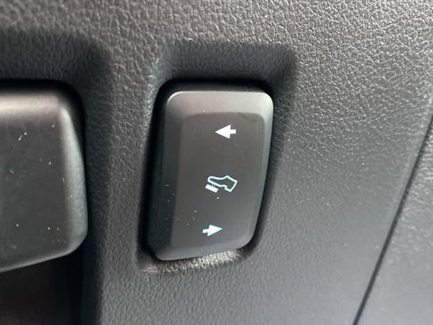 Used 2024 Ford Expedition Max Platinum AWD/4WD image 35