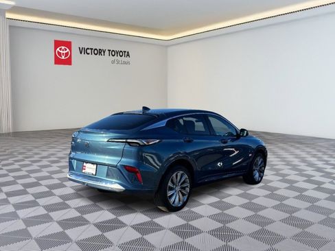 Used 2025 Buick Envista Avenir image 4