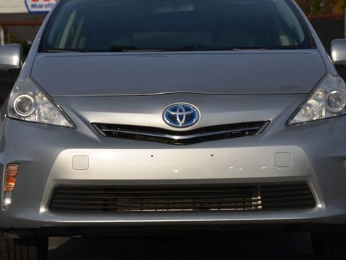 Used 2013 Toyota Prius V Three image 34