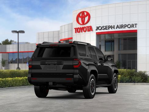 New 2026 Toyota 4Runner TRD Off-Road Premium AWD/4WD image 25