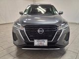 Used 2024 Nissan Kicks SV image 2