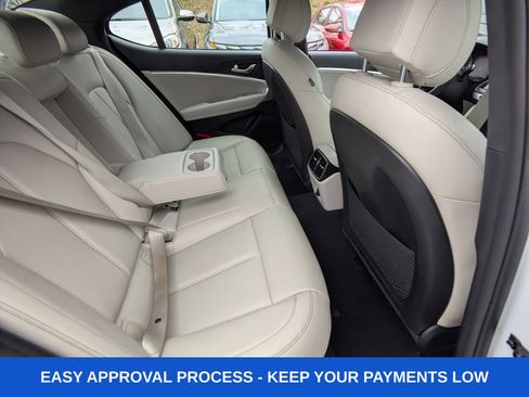 Used 2023 Genesis G70 2.0T image 18