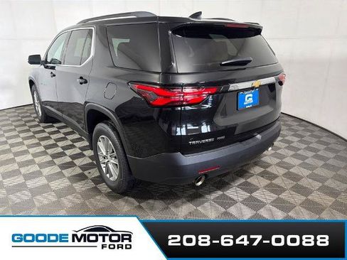 Used 2023 Chevrolet Traverse LT AWD/4WD image 5