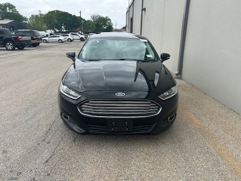 Used 2015 Ford Fusion Energi SE image 10