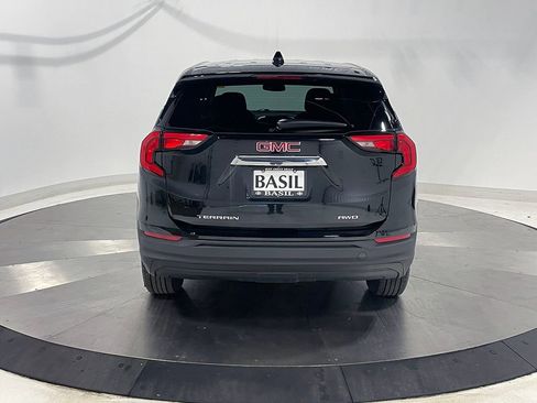 Used 2018 GMC Terrain SLE image 12