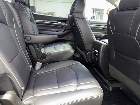 Used 2020 Buick Enclave Avenir FWD image 24