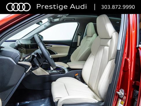 New 2025 Audi Q5 Prestige image 5