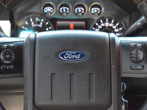 Used 2013 Ford F250 XL w/ PWR Equipment Group AWD/4WD image 16