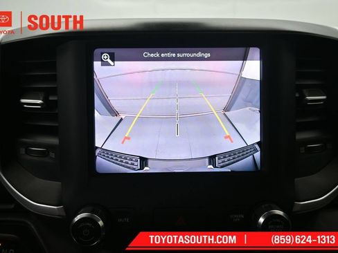 Used 2021 RAM 1500 Big Horn AWD/4WD image 18