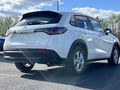 Certified 2024 Honda HR-V LX image 5