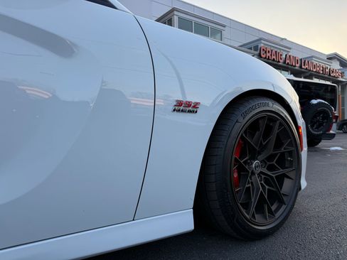 Used 2016 Dodge Charger SRT w/ Harman/Kardon Audio Group image 20