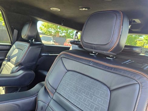 Used 2024 Lincoln Navigator L Black Label AWD/4WD image 19