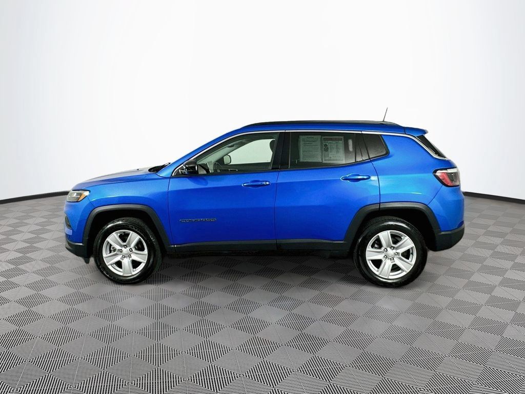 Certified 2022 Jeep Compass Latitude w/ Convenience Group AWD/4WD image 7