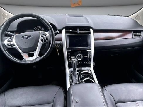 Used 2011 Ford Edge Limited FWD image 7