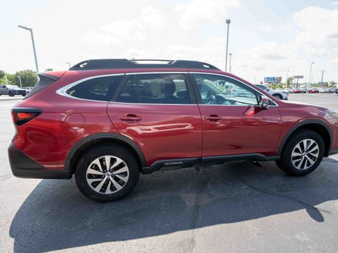 Used 2022 Subaru Outback Premium AWD/4WD image 6