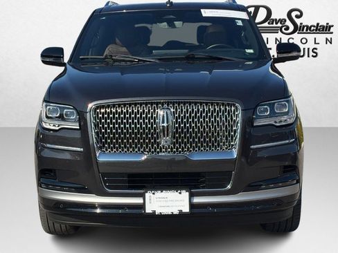 Certified 2023 Lincoln Navigator Reserve AWD/4WD image 8