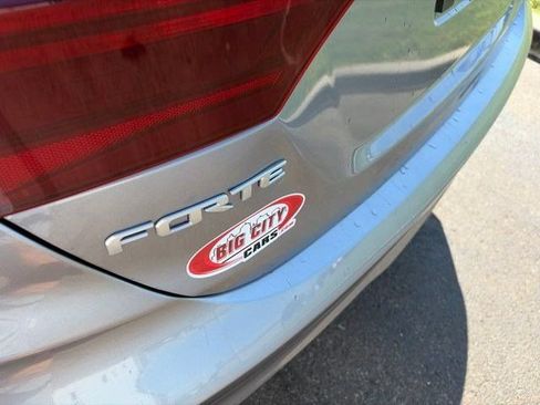 Used 2024 Kia Forte LXS FWD image 43