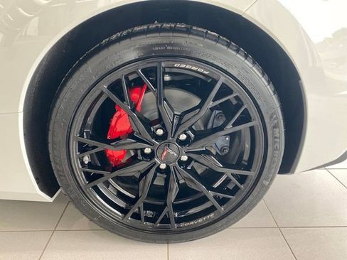 New 2026 Chevrolet Corvette Stingray Coupe w/ Battery Protection Package image 12