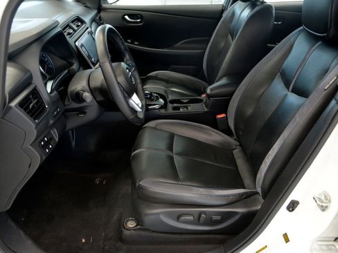 Used 2020 Nissan Leaf SL Plus image 15