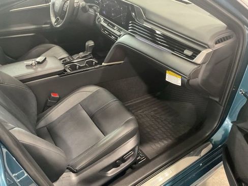 Used 2026 Toyota Camry XSE w/ Premium Plus Package AWD/4WD image 19