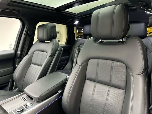Used 2020 Land Rover Range Rover Sport HSE image 22